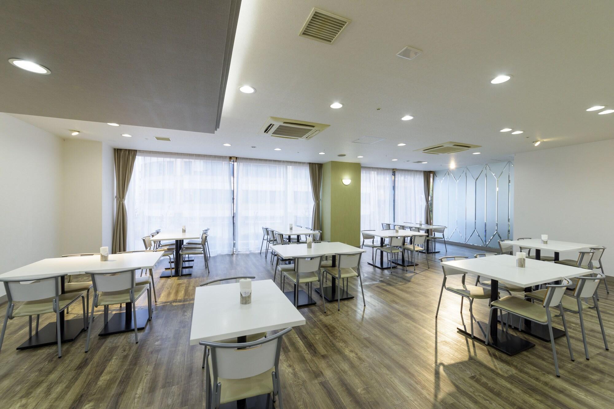 Surestay Plus Hotel By Best Western Shin-Осака Екстер'єр фото